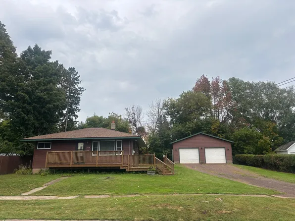 124 Poplar St, Ironwood, MI 49938