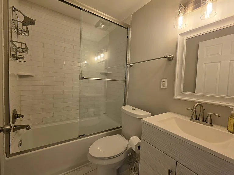 1102 E Georgia Rd — Photo 15