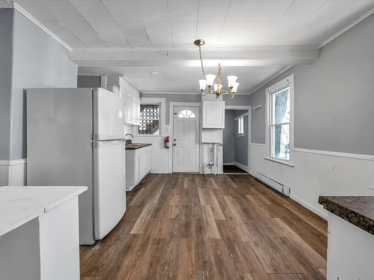 15 Thibault Ave — Photo 10