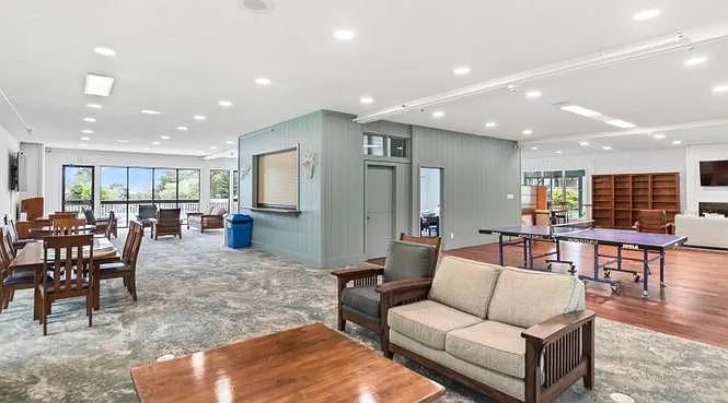 7202 Shelter Creek Ln — Photo 28