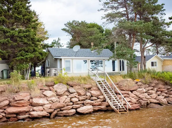 30 Margaret Ln, Saint David's Parish, PE C1N 4J9