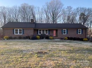 1443 Greenwood Rd, Lincolnton, NC 28092