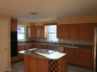 13804 Knowles St, Woodbridge, VA 22191