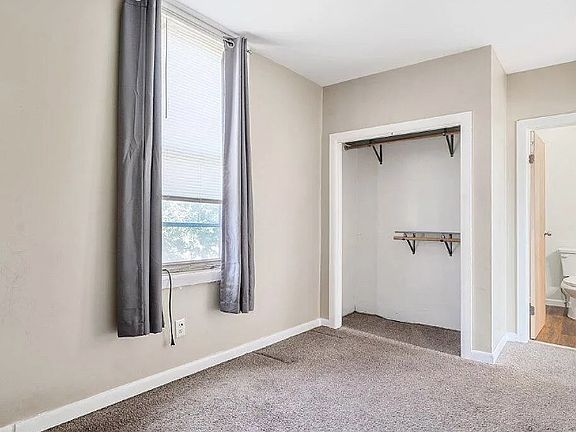 5th image of 113 Hudson Ave APT 2