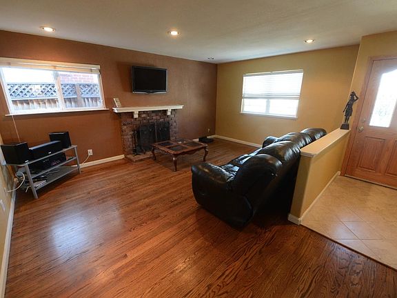 2nd image of 272 Bieber Dr