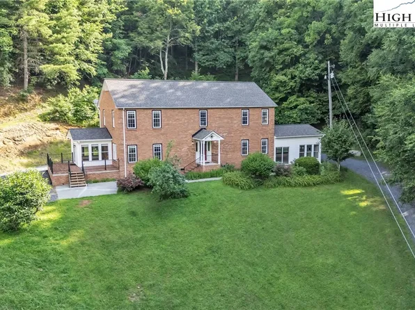 317 Dillard Drive, Jefferson, NC 28640