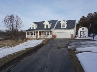 10021 Hadley Rd, Chelsea, MI 48118