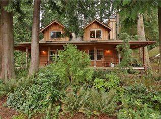 1448 Elm Pl, Freeland, WA 98249