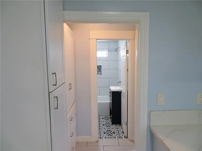 3923 S South Normandie Ave — Photo 15