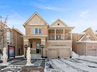 329 Windfields Farm Dr W, Oshawa, ON L1L 0M2