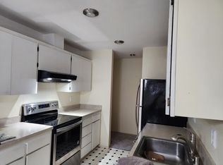 10014 Greenwood Ave N APT 101, Seattle, WA 98133