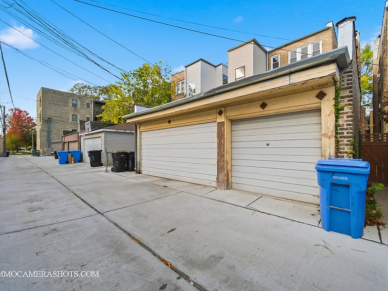 2045 W Farragut Ave #3 — Photo 10