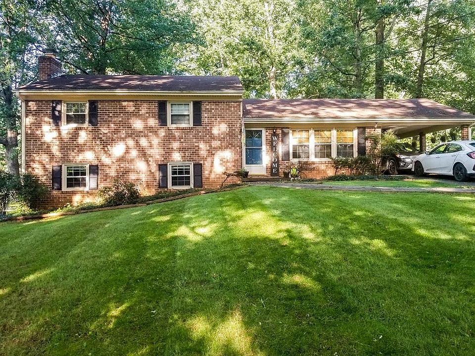 1st image of 371 Dawnridge Dr