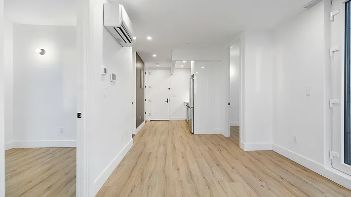 Rented by Nooklyn NYC LLC | media 18