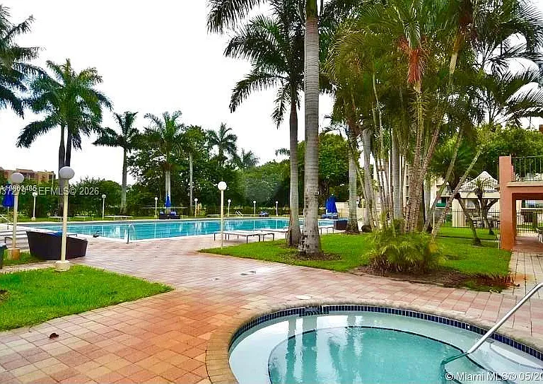 9360 Fontainebleau Blvd #309 — Photo 11