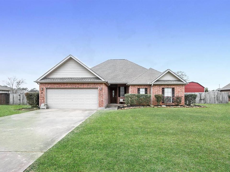 1st image of 220 Tyler Dr
