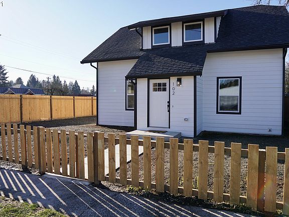 2nd image of 102 NE Grace Ave