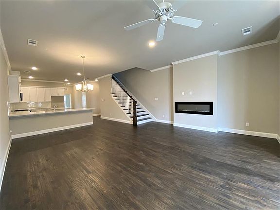 2nd image of 8506 Church St