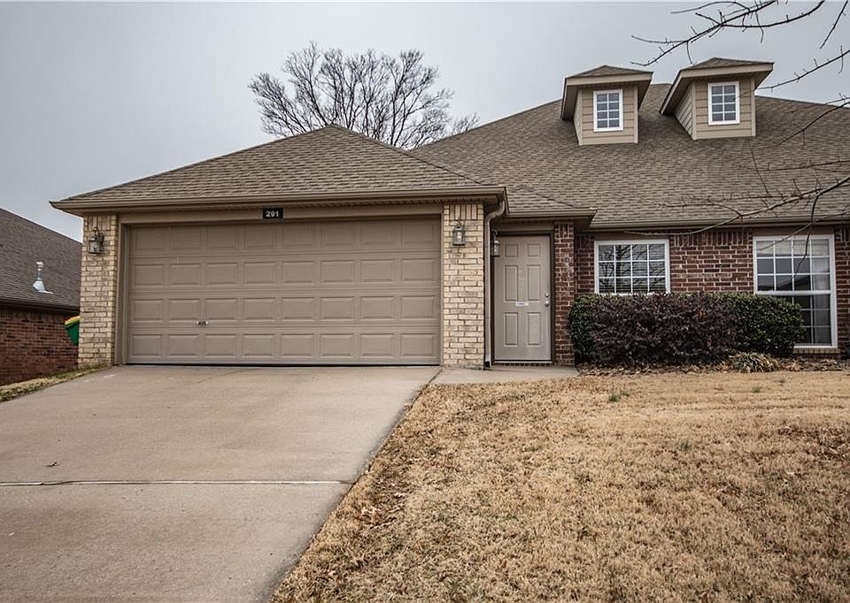 1st image of 291 Copper Oaks Dr