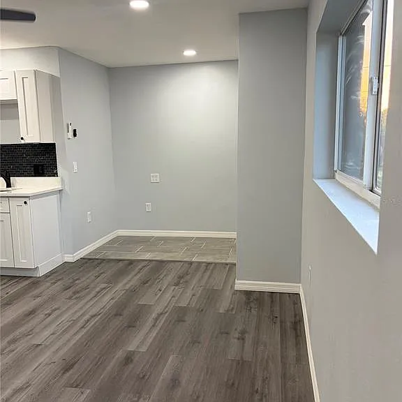 500 Montana Ave — Photo 19
