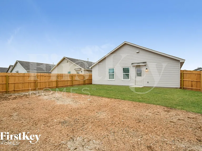10522 De Gonzalo Way — Photo 14