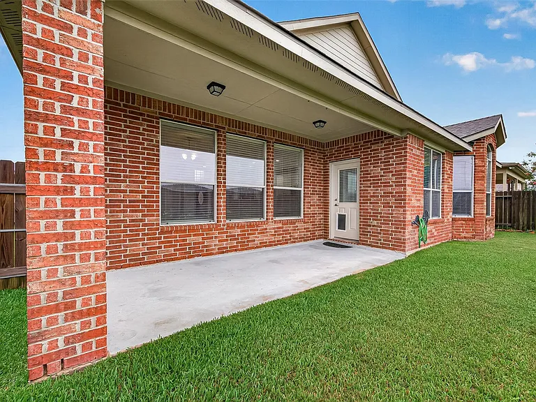 21610 Avalon Queen Dr — Photo 31