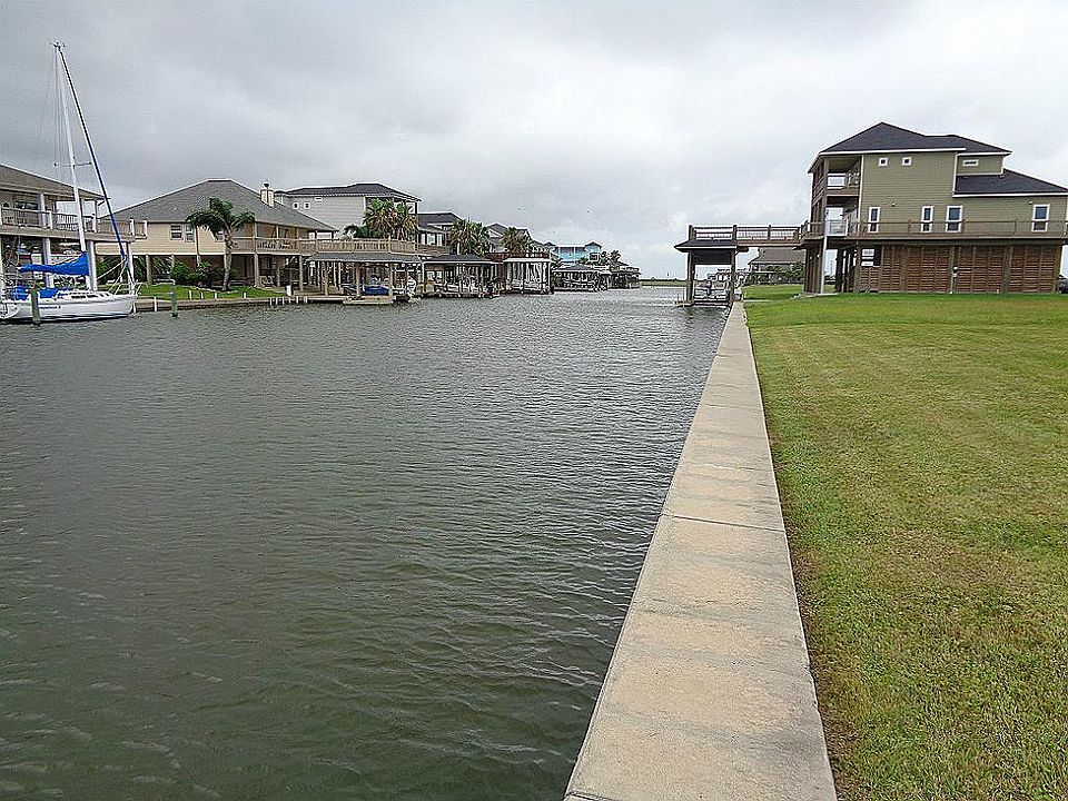 1st image of 1165 Lagoon Dr