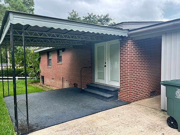 3rd image of 107 Bonnie Rd