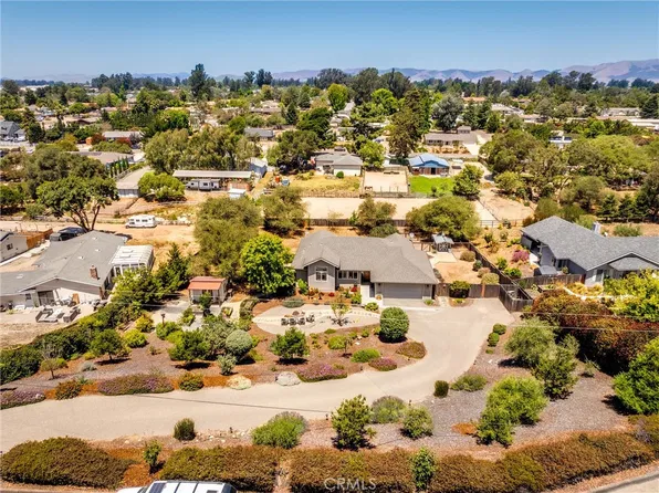 290 Casa Real Pl, Nipomo, CA 93444