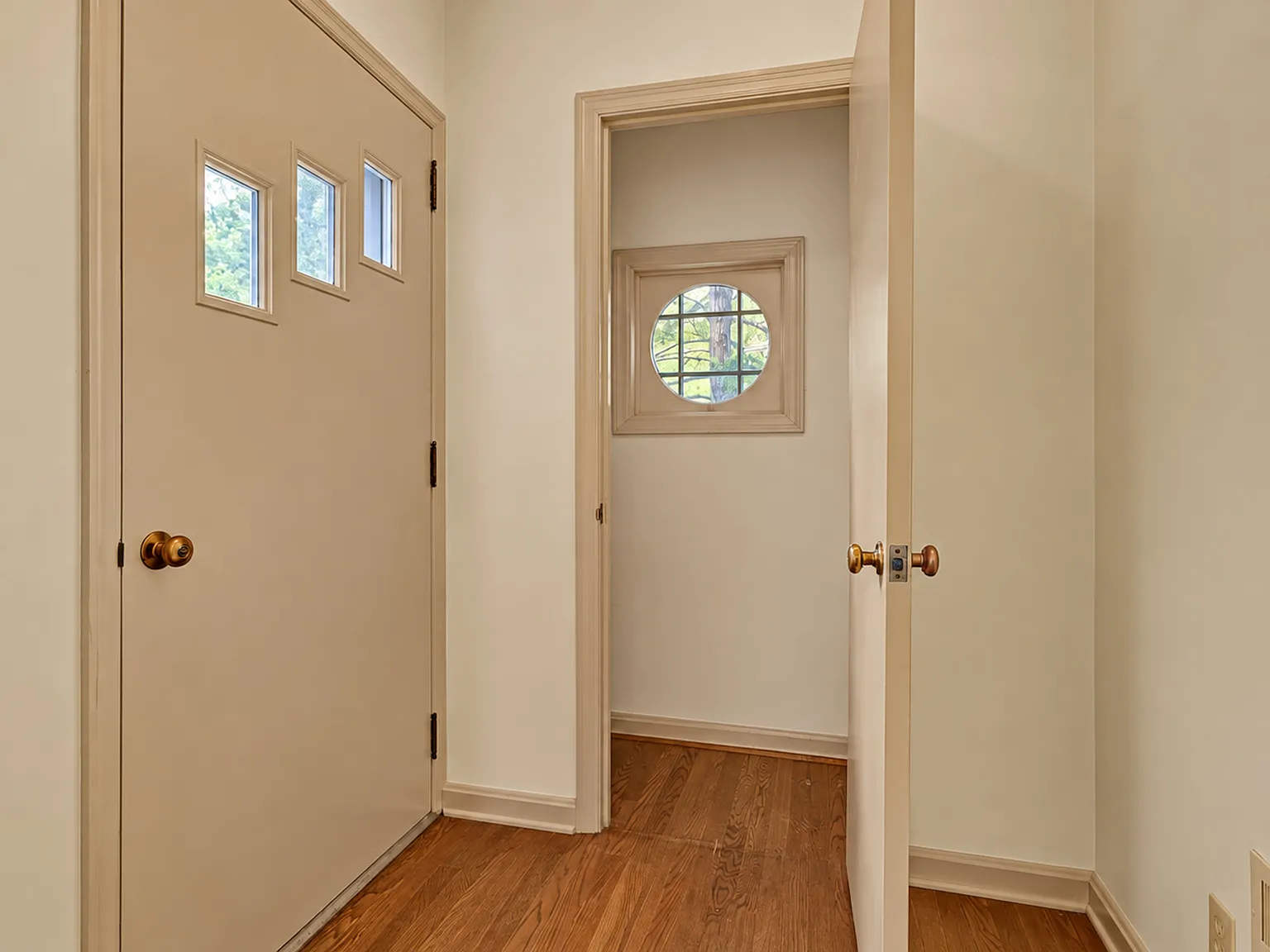 3 bed, 2158 sqft, $2,795 — Photo 4
