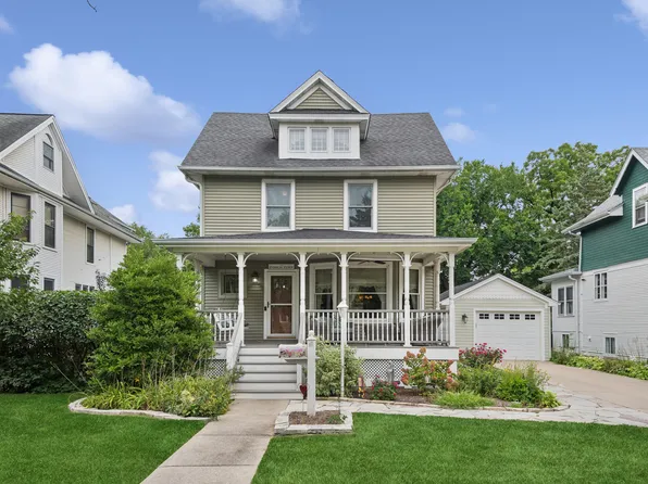 5909 N East Circle Ave, Chicago, IL 60631