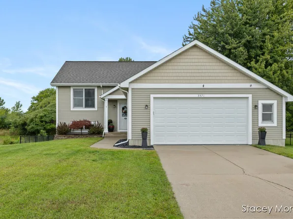 3471 Lindsey Ln, Zeeland, MI 49464