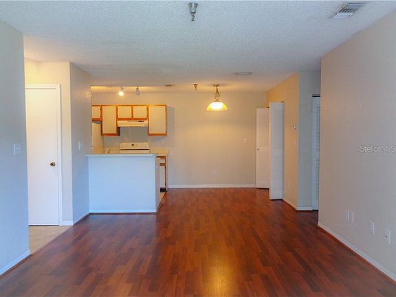 5th image of 10263 Gandy Blvd N APT 303