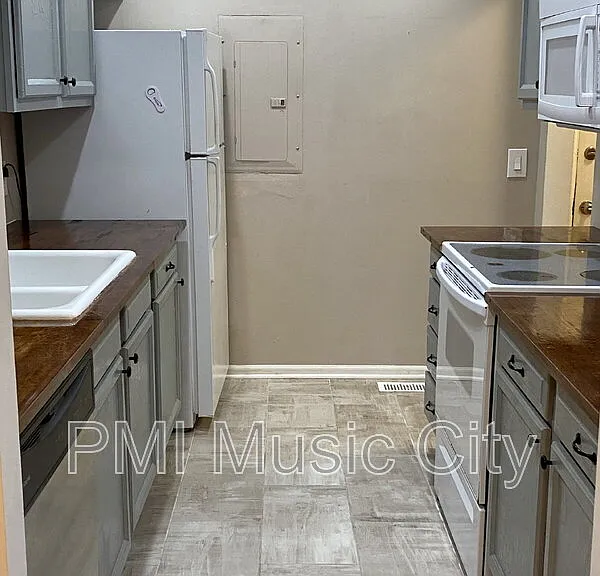 5025 Hillsboro Pike #15L — Photo 13