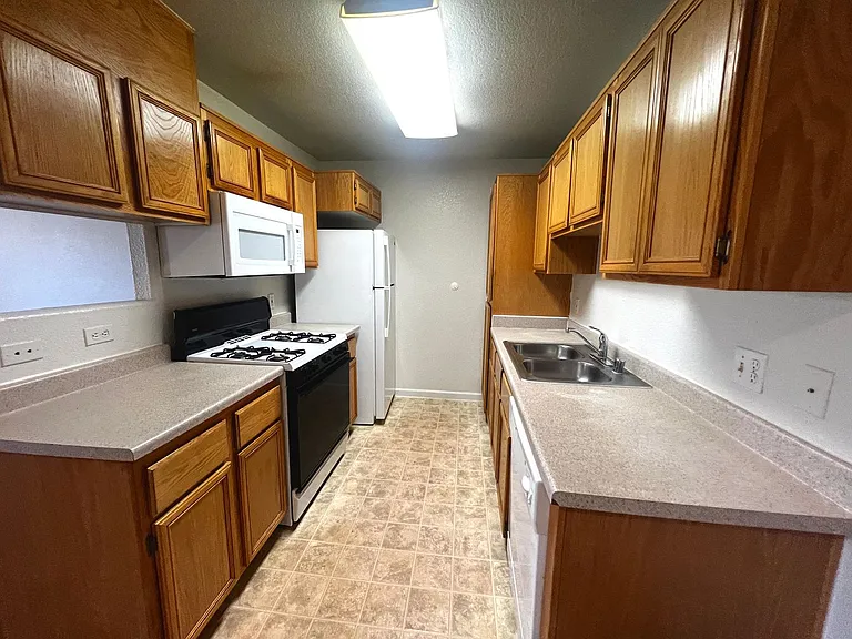 4730 E Craig Rd #2104 — Photo 4