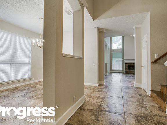 3rd image of 509 Briarcrest Dr
