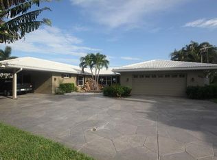 293 Carolina Ave, Fort Myers Beach, FL 33931
