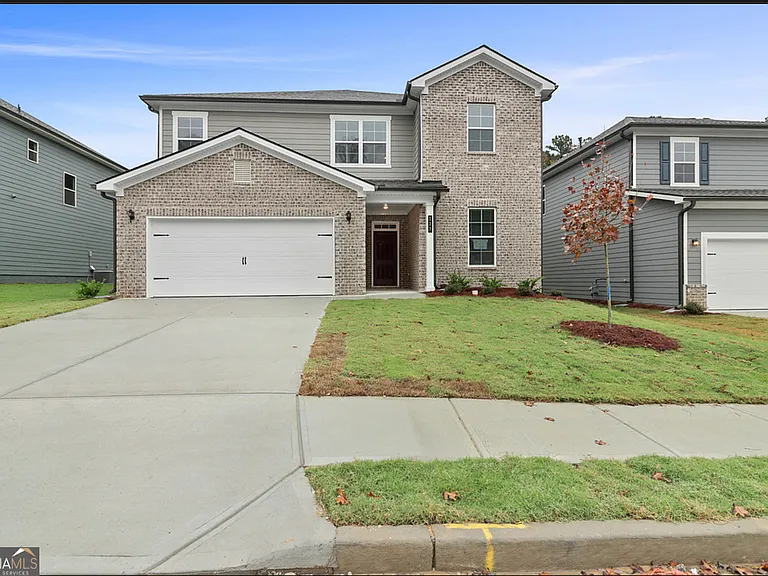 127 Vivian Ln — Photo 1