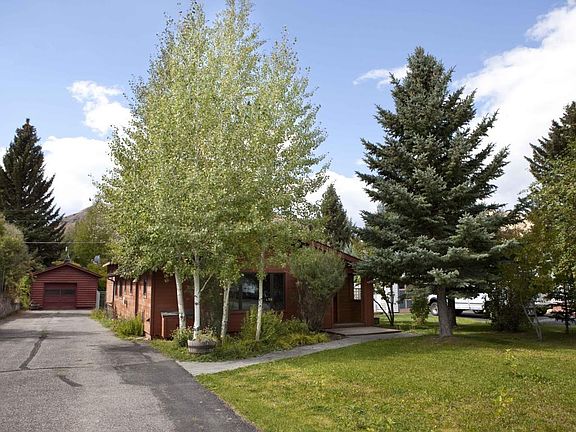 4th image of 155 N Gros Ventre St