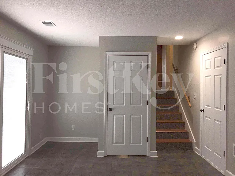 14805 S Wyandotte Dr — Photo 8