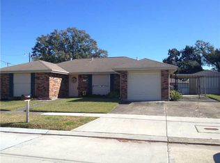 2021 Rosetta Dr, Chalmette, LA 70043