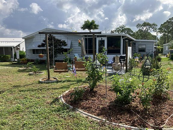 4th image of 1487 Gulf Coast Dr #G54