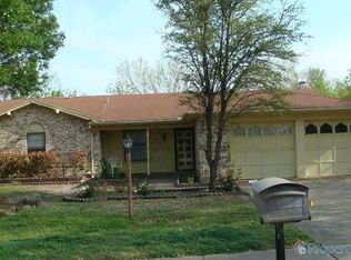 9709 Westpark Dr, Benbrook, TX 76126