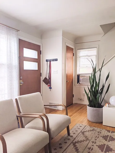 2 bed, 935 sqft, $1,985 — Photo 4