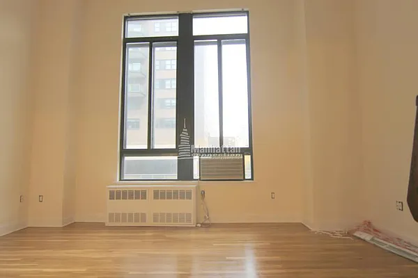 Rented by Manhattan Connection | media 17