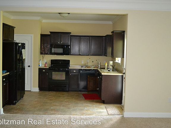 3rd image of 77 Norton St NE