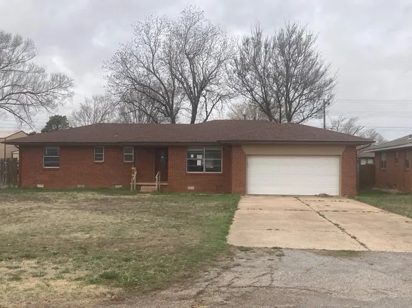 820 N Meta St, Cordell, OK 73632