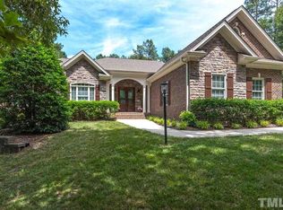 4909 Stoneyoak Ln, Raleigh, NC 27610