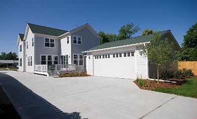 2nd image of 3084 S Cherry Way