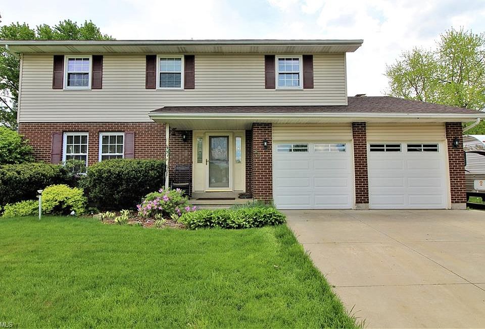 1st image of 2462 Sherwood Dr